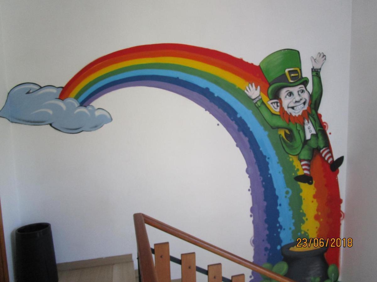 Rainbow House Apartment Esino Lario Bagian luar foto