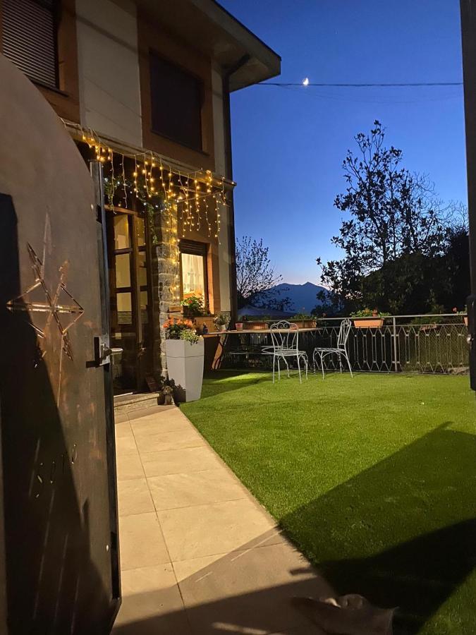 Rainbow House Apartment Esino Lario Bagian luar foto